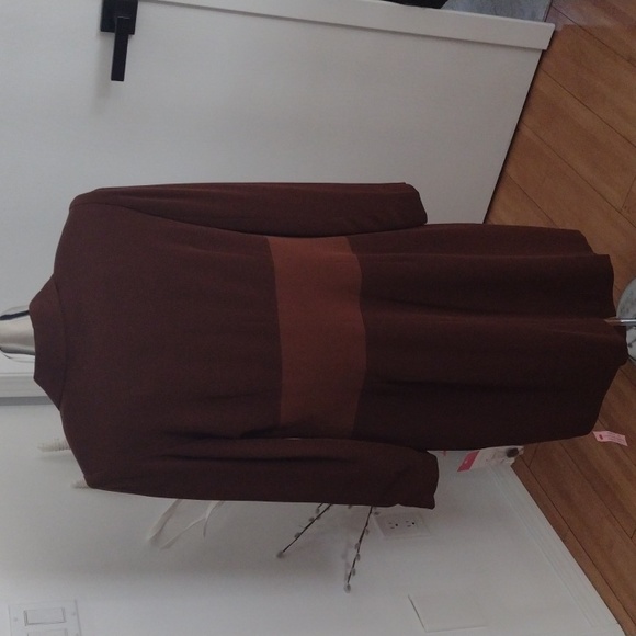 100% Silk MAGGY LONDON two piece suit size 8 - Picture 2 of 10